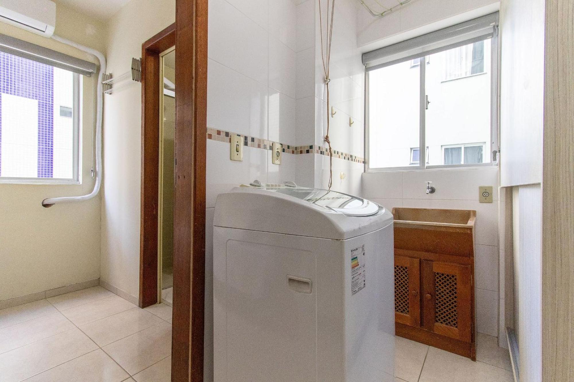 Apartamento Vnz42b - Climatizado, Quadra Mar, Garagem, Wi-fi *